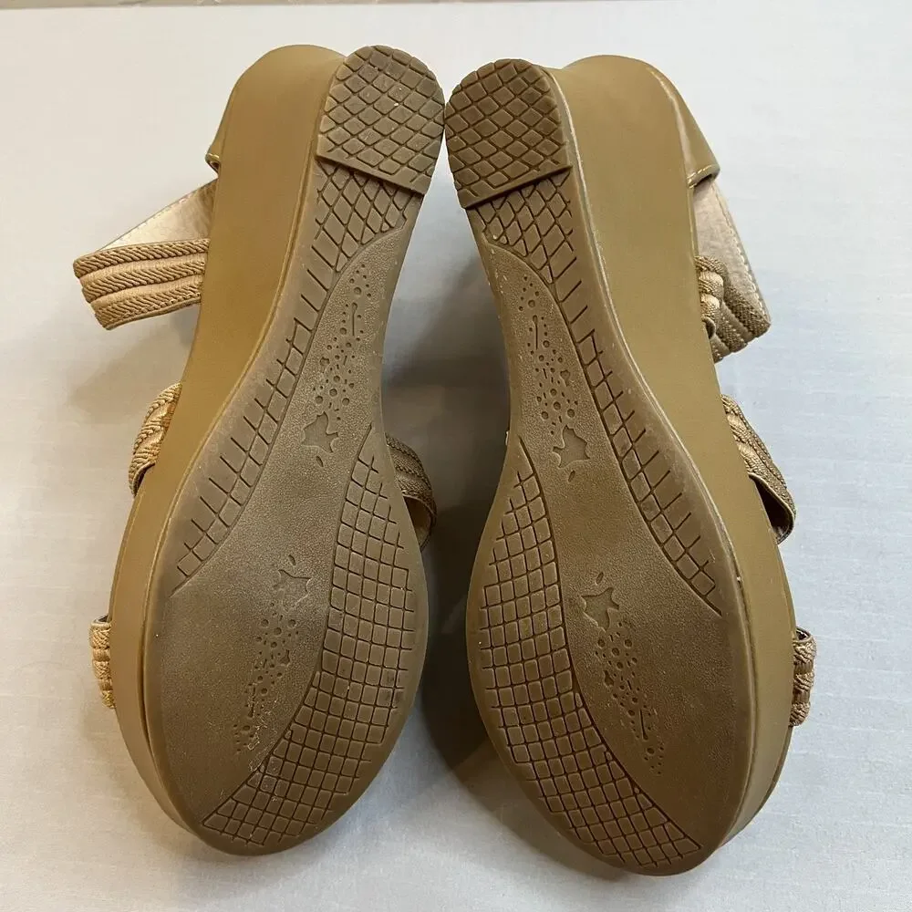 Platform Wedge Sandal Size 9 Tan Strappy Zip Up Back Shoes Sandals Open Toe - Picture 10 of 11